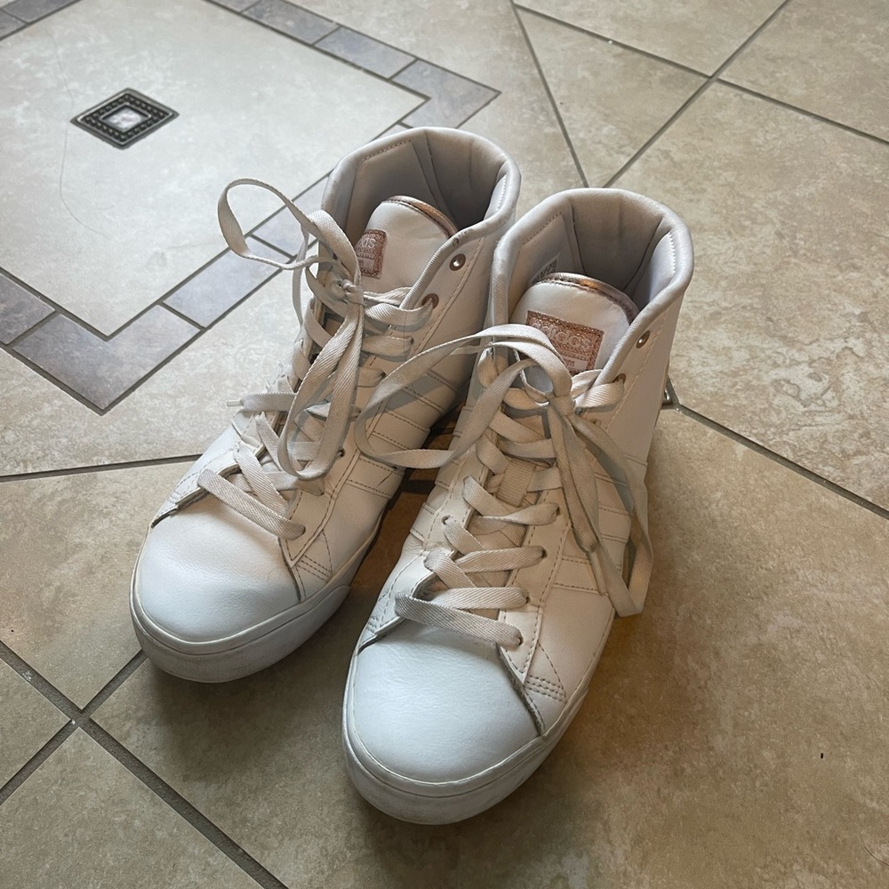 Adidas Cloudfoam High top (Size 8)